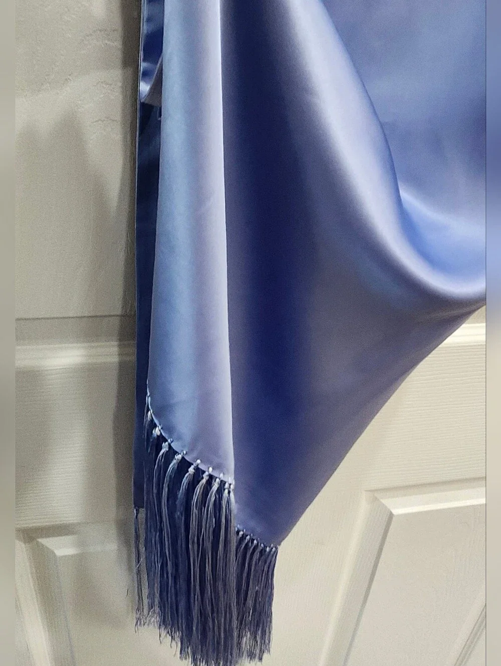 Carter Club 100% Silk Wrap Shawl Blue Reversible Fringed 70”x 21” Luxury Evening